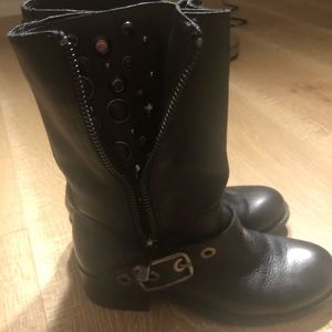 Vince Camuto Walt side zipped jeweled ankle boots